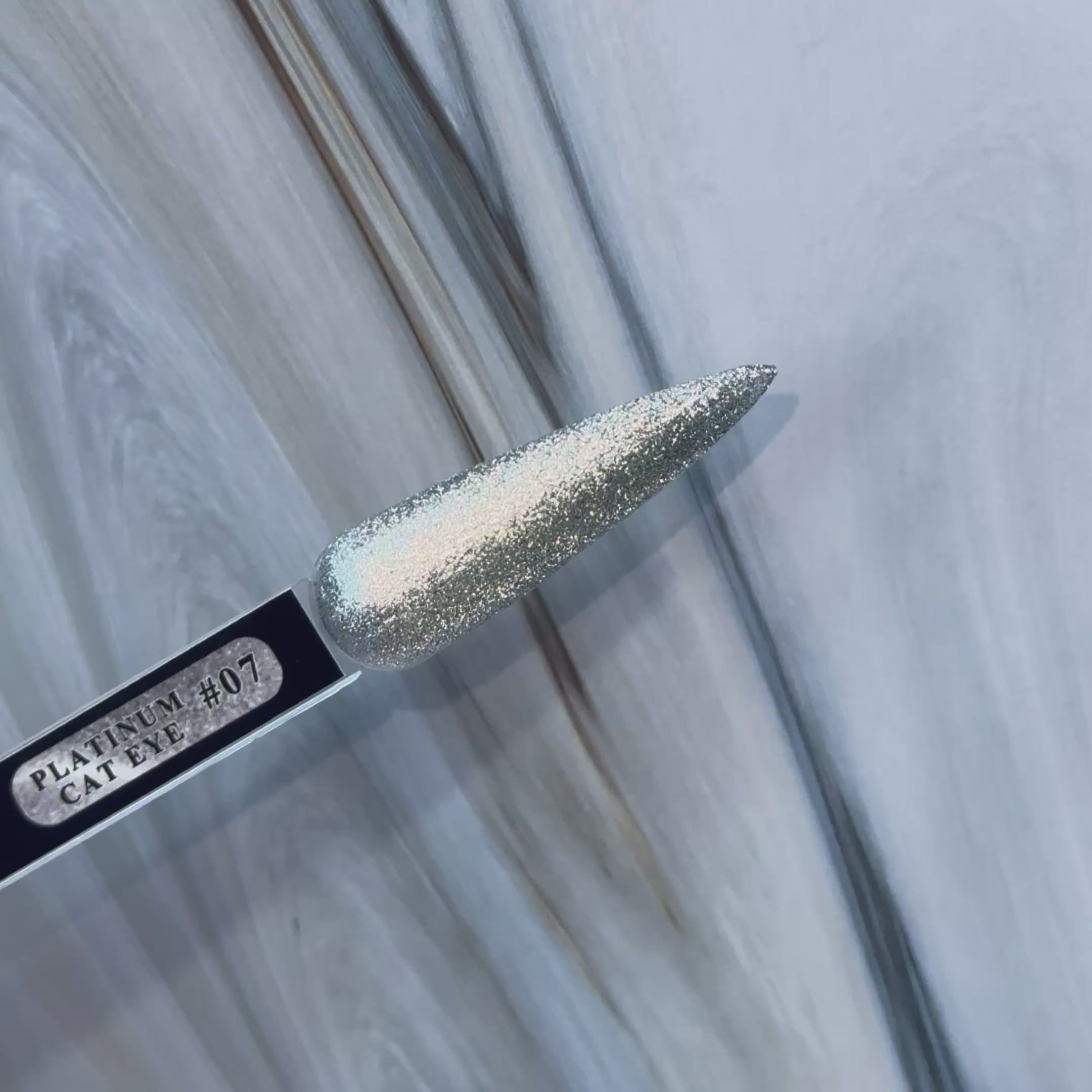 Platinum Cat Eye #07